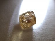 Přírodní diamant 3mm Afrika