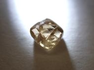 Přírodní diamant 3mm Afrika